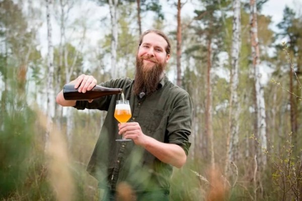 Немец сварил пиво на березовом соке Немец сварил пиво на березовом соке