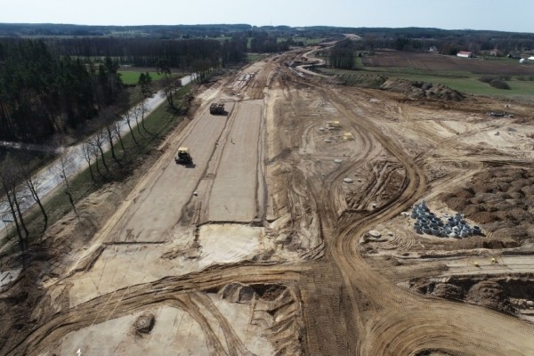 Польша продолжает строить скоростную дорогу до границы с РБ